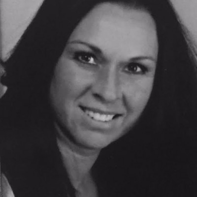 Caroline van der Linden